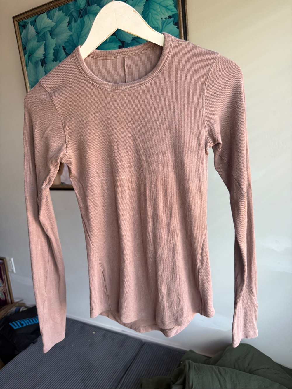 Lululemon stretchy long sleeve